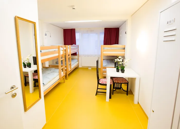 A&T Hotel & Hostel Vienne